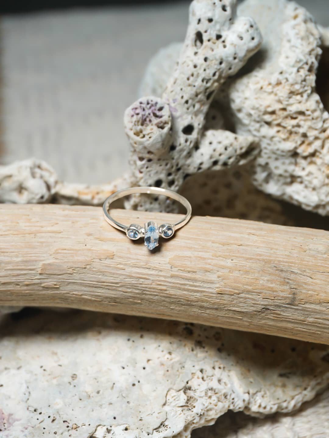Claw Ring perak 925 dengan pilihan batu Blue Topaz, Garnet, Labradorite, Moonstone - Junior Silver